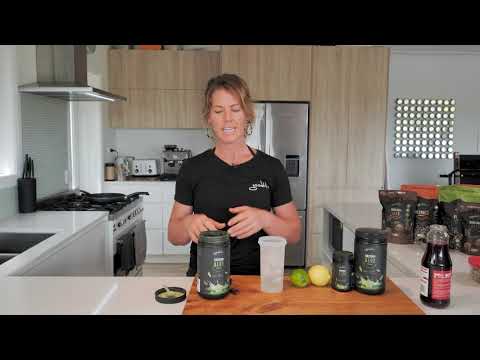 jeanie making a batch of super greens powder