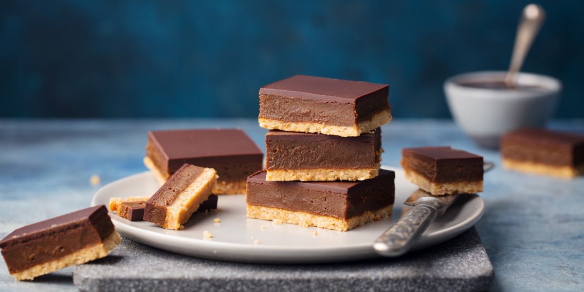 Sugar free & gluten free salted caramel slice