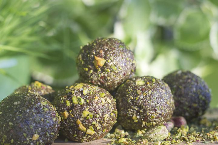 Greens and Pistachio Protein balls