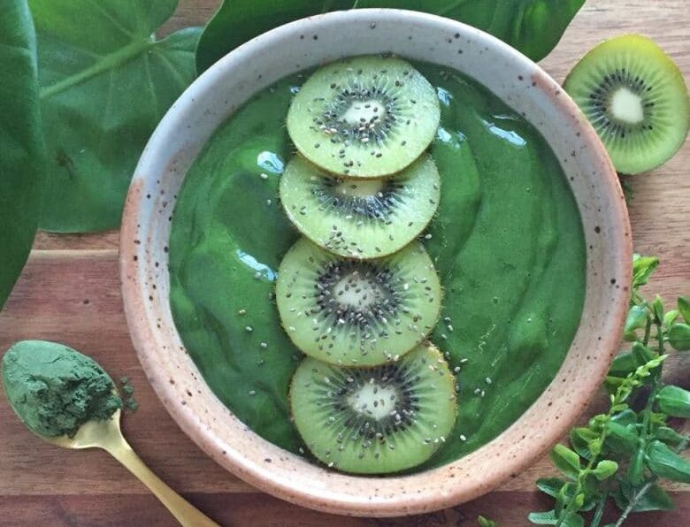 Super Green Smoothie Bowl